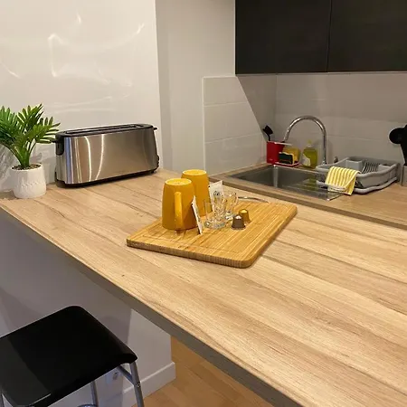 Apartament Le Azar *
