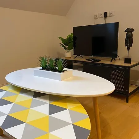 Apartament Le Azar